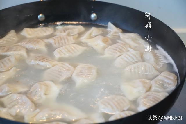 羊肉馅饺子怎么调馅？