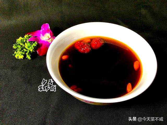 姜红糖水什么时候喝好，每天早上一杯红糖姜茶