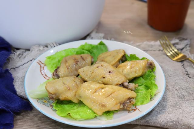 八宝粥什么锅煮饭，伊莱特土锅电饭煲使用方法