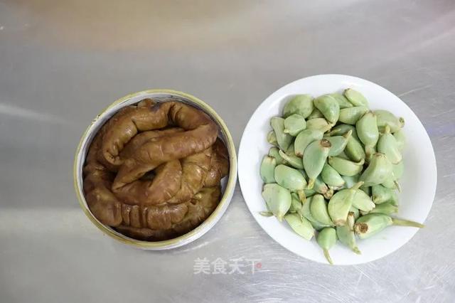 腊八蒜炒什么好吃，腊八蒜烧肥肠什么口味