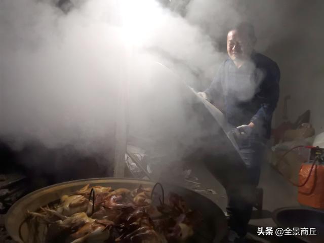 担担鸡是什么地方的菜，梁山鸡是哪里的名菜