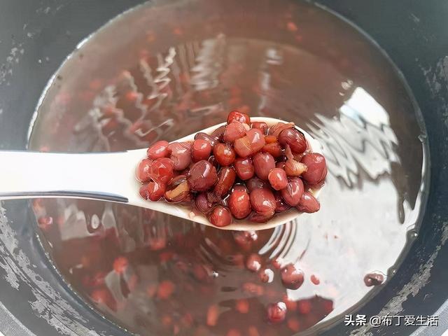 肉丸中加食粉能起到什么作用，肉丸放什么粉