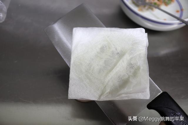 虾饺皮不粘手为什么，水晶虾饺馅的做法窍门