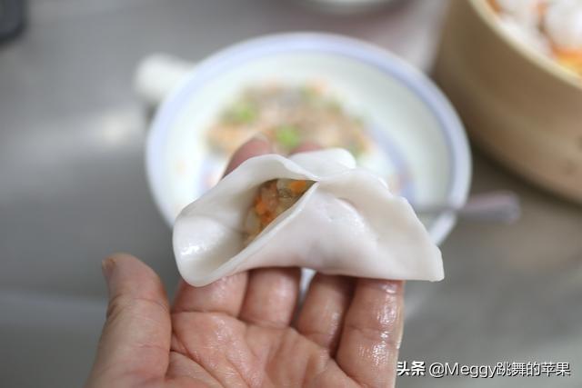 虾饺皮不粘手为什么，水晶虾饺馅的做法窍门