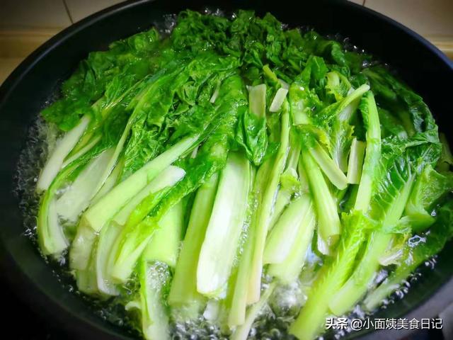 素馅饺子用什么材料好吃，好吃不输肉的素馅饺子