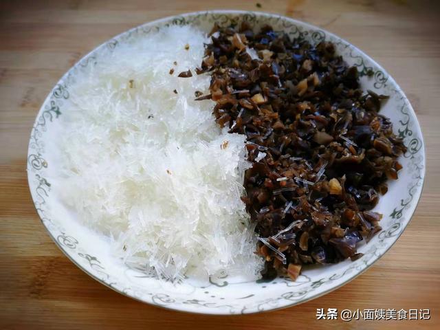 素馅饺子用什么材料好吃，好吃不输肉的素馅饺子