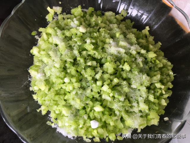 花椒水为什么煮出油来，煮花椒水为什么有油