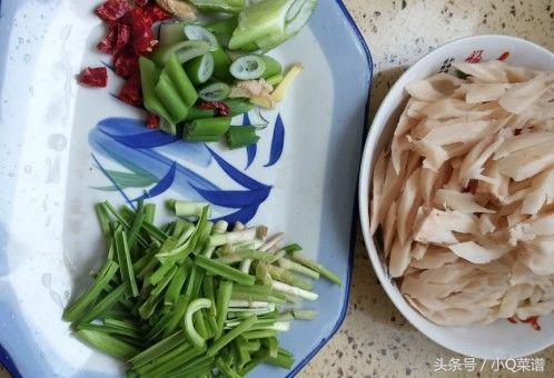 莲菜头可以做什么菜，蒜苗跟什么炒素菜