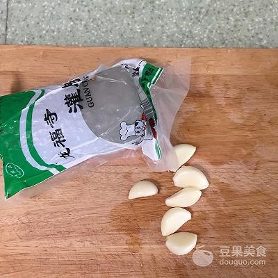 炸灌肠是什么做的，老北京炸灌肠的做法及配方