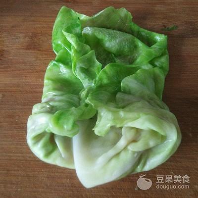 包生菜是什么，卷心菜包肉的做法