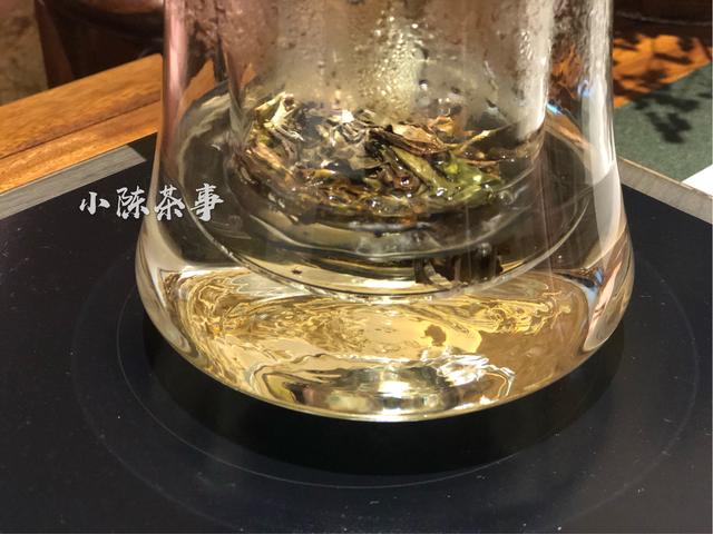 煮红枣汤为什么很苦，煮白茶时加点红枣，能去除苦涩增加回甘？真相来了，扎心却很真实