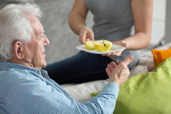 老人血糖高吃什么好，老人如何食补提高免疫力