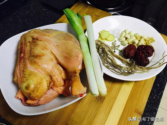 鹅肉和什么炖好吃，鹅肉和什么炖好吃又有营养