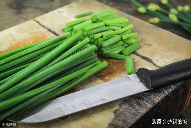 吃煮扇贝蘸什么调料，家常蒜蓉粉丝扇贝肉