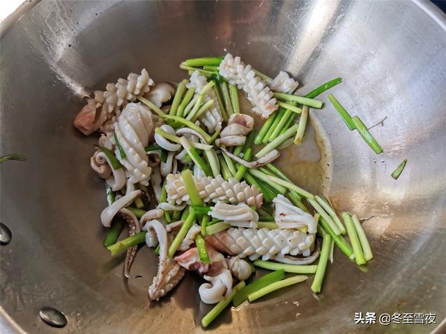 鱿鱼炒什么好吃，鱿鱼炒什么好吃又简单