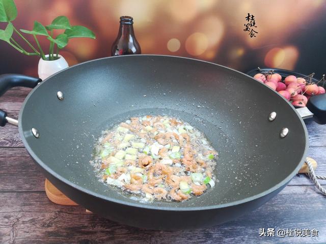 油菜不能和什么一起吃，香菇油菜不能和什么一起吃