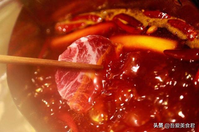 色拉油变红是什么原因，火锅红油增香最佳方法