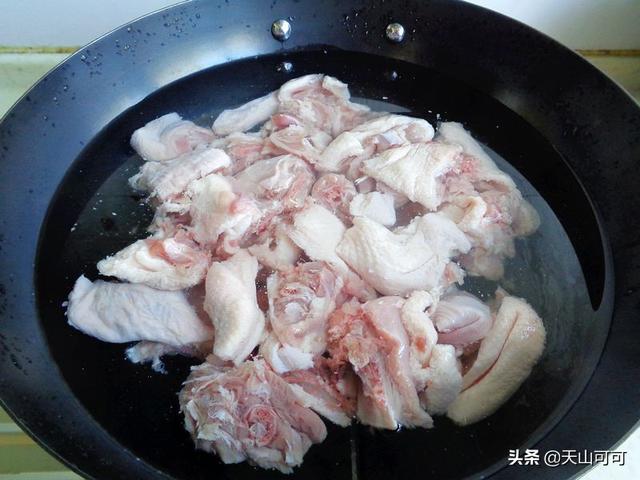 涮火锅准备什么食材，秋天里的第一顿火锅