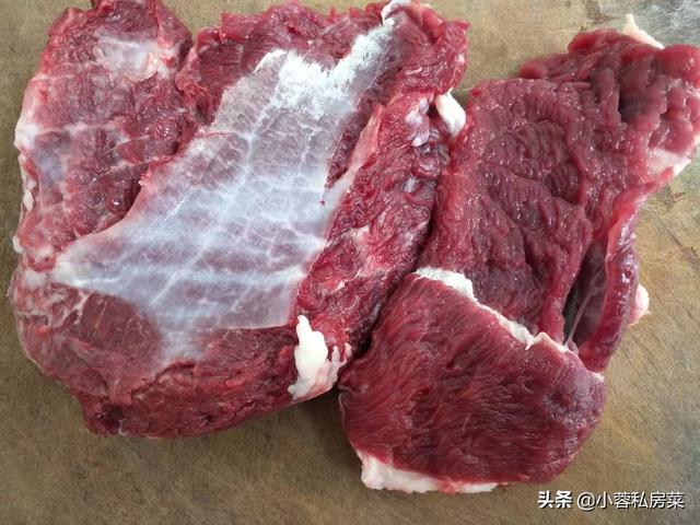 牛肉煮后为什么会变黄，牛肉煮熟发黄什么原因