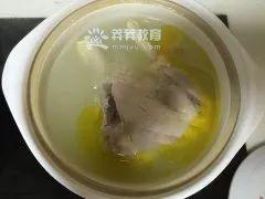 青萝卜与什么材料煲汤好，青萝卜和什么煲汤