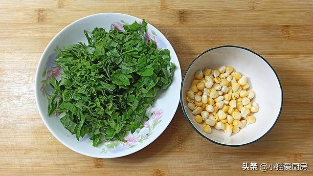 青菜钵用的青菜叫什么名字，青菜钵的青菜是什么