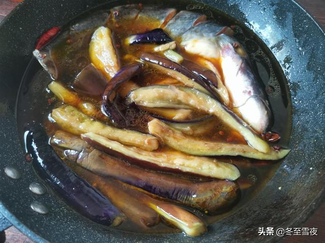 鲶鱼用什么大料炖，炖鲶鱼需要放什么调料