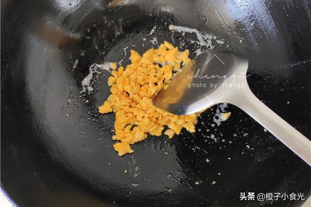 光用鸡蛋作饭能做什么，用鸡蛋可以做什么饭